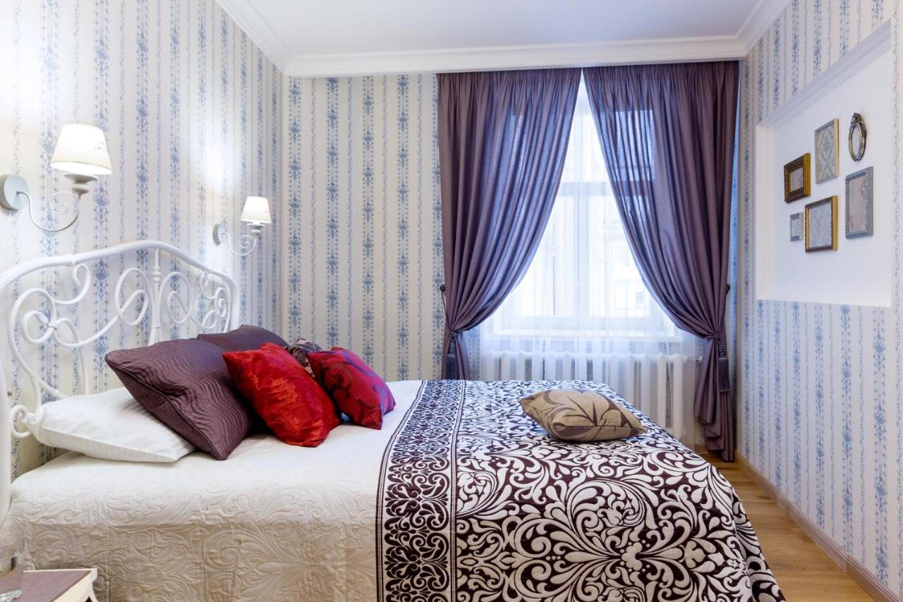 Apartamento Dzirnavu 92, Free Private Parking Riga Exterior foto